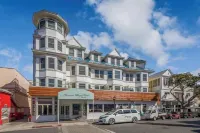 Glenmore Plaza Hotel - Bãi biển