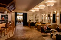 Clayton Hotel and Members Club - Pet friendly