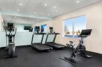 Tru by Hilton Oshkosh - Gym