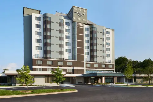 TownePlace Suites Toronto Oakville - parking