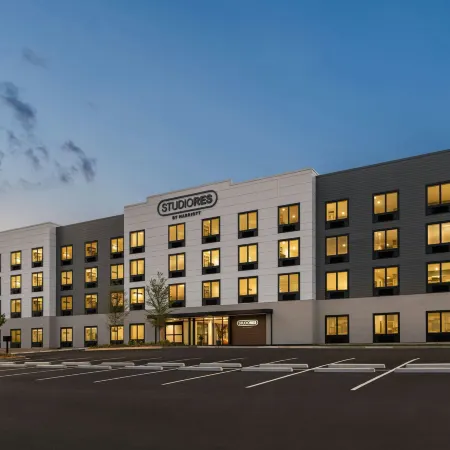 StudioRes by Marriott LaGrange