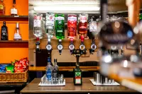 The Southcliff Hotel - بار