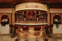 Four Seasons Resort Whistler - bar
