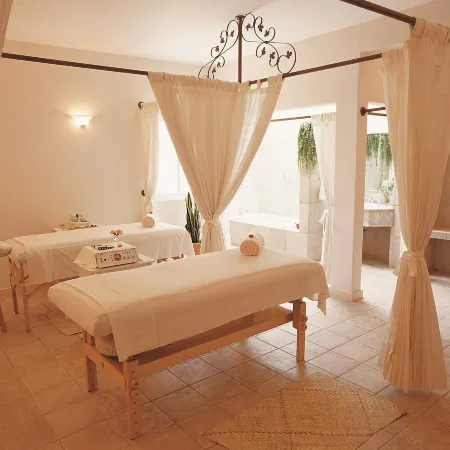 Hotel Hacienda Los Laureles