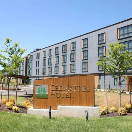 Cedartree Hotel Portland Hillsboro