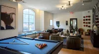 Landing Amazing 3BD in Patterson Place - Homestays