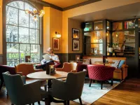 Aragon House Hotels near Fulham