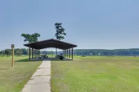 Boating & Fishing Base! Studio Near Point A Lake - 3 étoiles