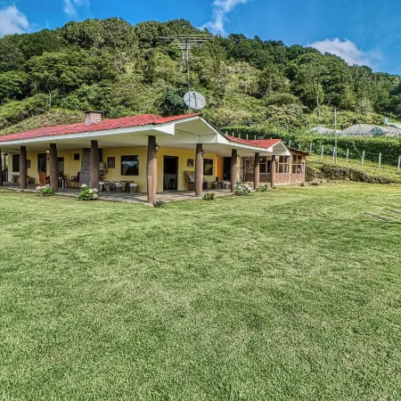 Dog-friendly, Secluded, Game Room: Dota Mountain
