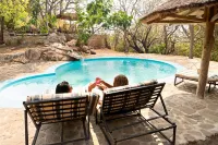 Safari Beach Lodge - piscina