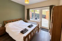 Stunning 2-Bed Apt, Sleeps 6 in the New Forest - 2-Star
