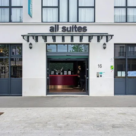 All Suites | Val d’Europe near Disneyland Paris