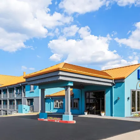 Baymont by Wyndham Branson Thousand Hills