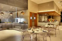 Radisson Bengaluru City Center - breakfast