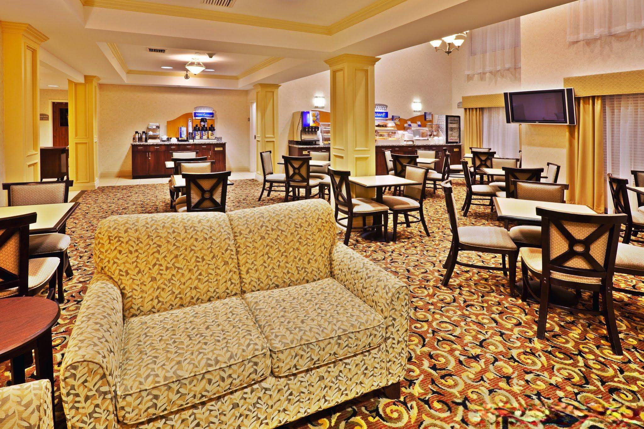 Holiday Inn Express Hotel & Suites Muskogee, an Ihg Hotel