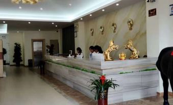 Qionghai Minghuang Business Hotel