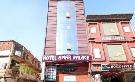 OYO 28609 Hotel Amar Palace - Housity