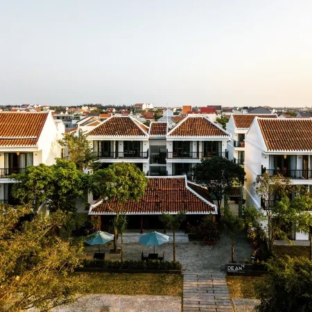 Khách sạn De An
