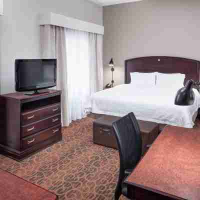 Hampton Inn & Suites Dothan Rooms