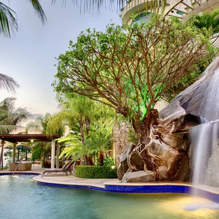 Luxury Beach Frontage Villa with Amazing Views for Rent