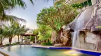 Luxury Beach Frontage Villa with Amazing Views for Rent - Villas