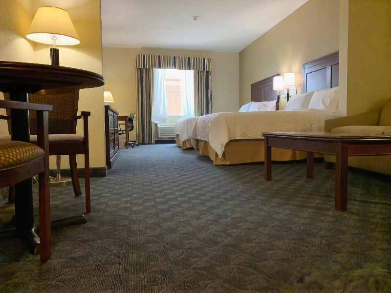 Holiday Inn Express Hotel & Suites Pampa, an Ihg Hotel