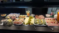 Hotel Schlafplatz - breakfast