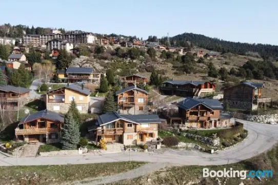 丹斯小木屋公寓酒店