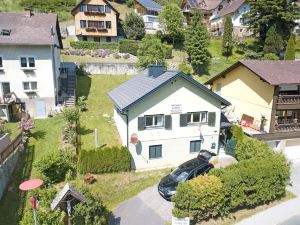 Cozy Holiday Home in Waldbach Near Totter Mann