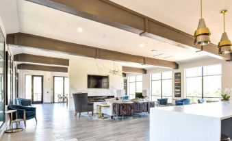 Plano Upscale 2Bd 2BA Apartment