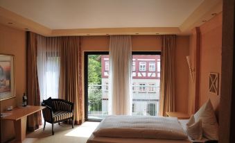 Hotel Cafe Leda