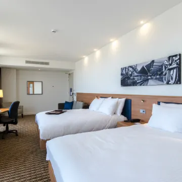 Hampton by Hilton Amsterdam Arena Boulevard Отели рядом с достопримечательностью «Зяудост»