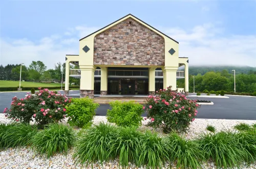 Best Western Cades Cove Inn Hotels in Townsend