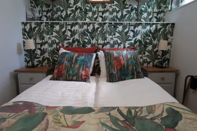 Hotel Tre små Rum - Double Room with Shared Bathroom
