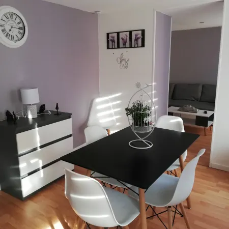 La Fère du Siècle - Spacious Apartment in City Center