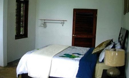 El Hotelito at The Rainforest Experience Farm - Housity