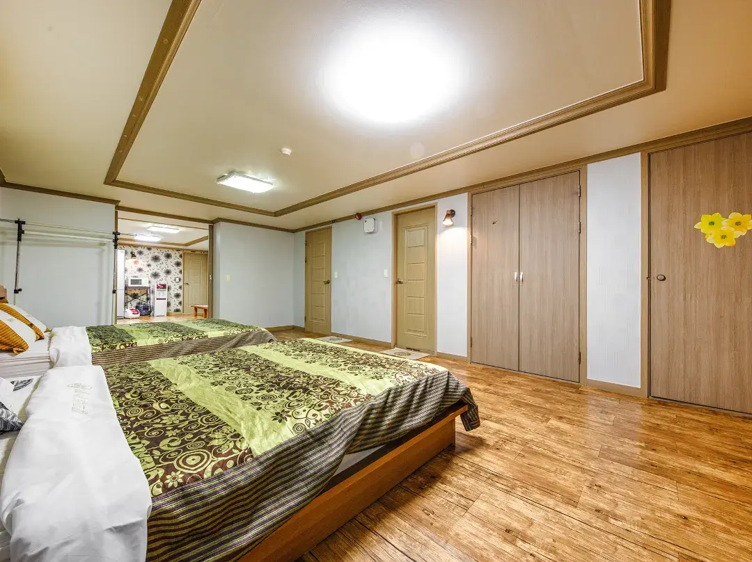 Buan Gyeokpo Chaeseok Resotel Oakville - Incheon