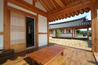 Gyeongju Hanok PEN Town Pension