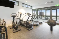 Holiday Inn WERRIBEE by IHG - gimnasio
