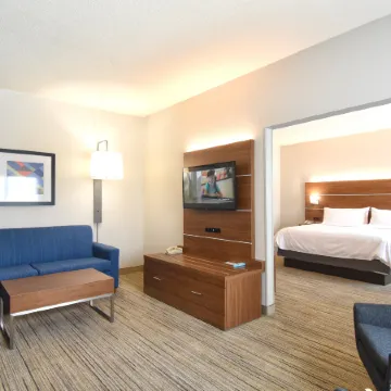 Holiday Inn Express & Suites SOUTHERN PINES-PINEHURST AREA by IHG