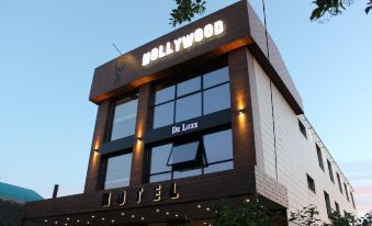 Hollywood de Luxe Hotel