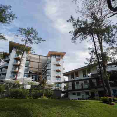 Grand Sierra Pines Baguio Hotel Exterior