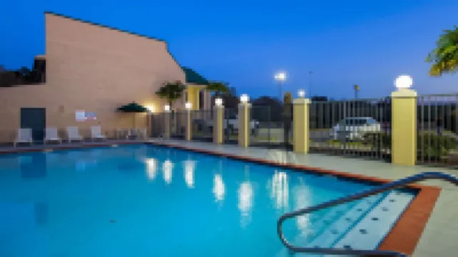 SureStay Plus Hotel by Best Western Hammond Hotels in Hammond