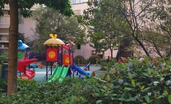 Yongzhou Manju Apartment