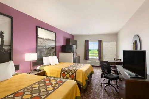 Super 8 by Wyndham Carrizo Springs Hôtels à : Crystal City