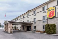 Super 8 by Wyndham Kalispell Glacier National Park Hotels in Somers