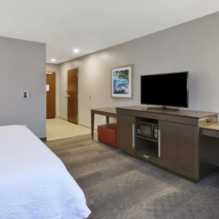 Hampton Inn Detroit/Dearborn