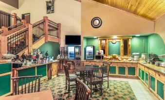 AmericInn by Wyndham Wisconsin Dells