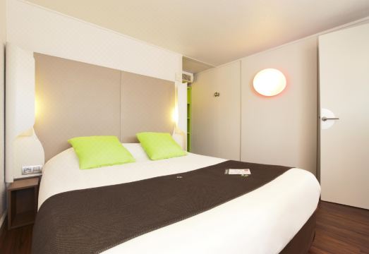 Campanile Beziers Over view