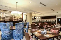 The Executive Hotel - Завтрак